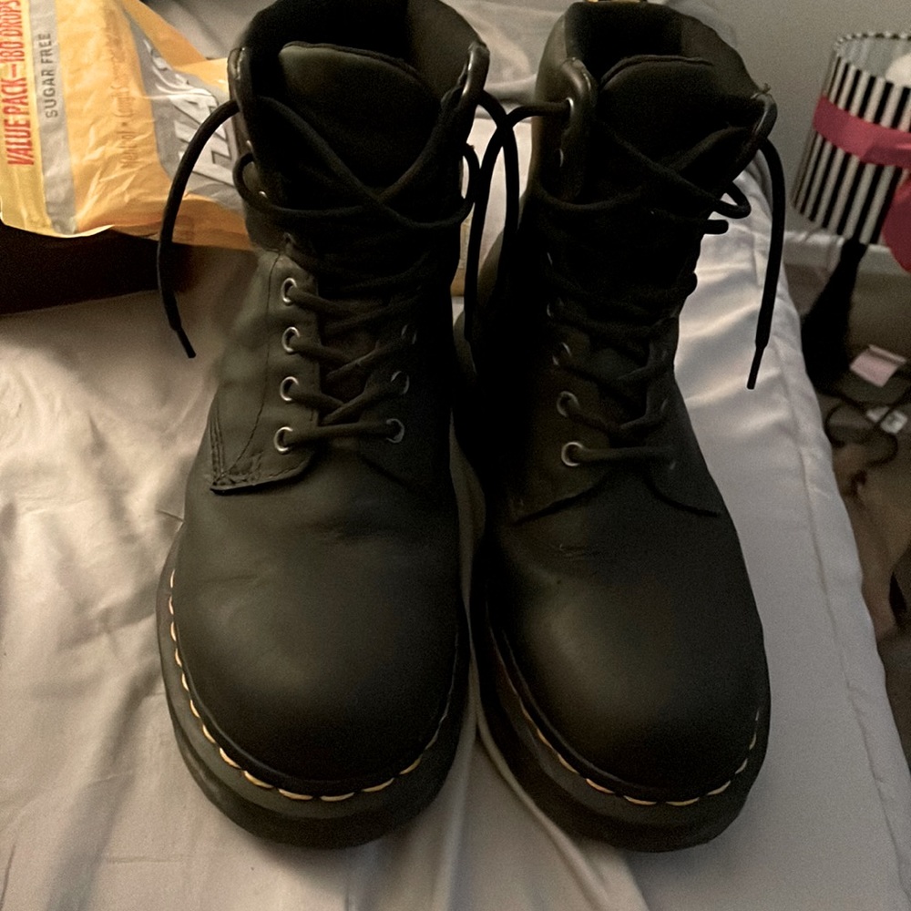 DR. DOC MARTEN'S Moto Boots size 7 mens Black  Lace Up boot